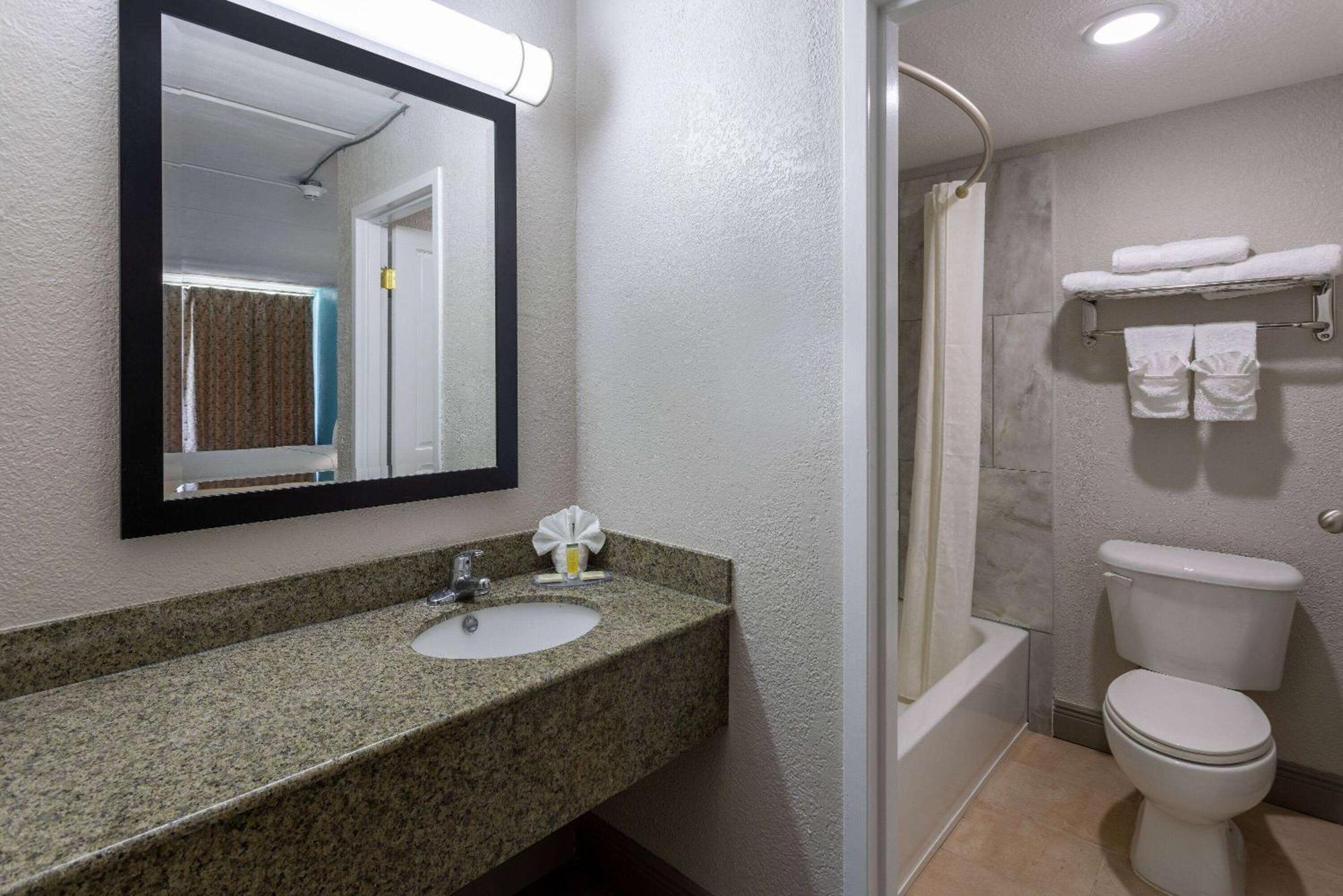 Travelodge By Wyndham Kingsland Ga Екстер'єр фото